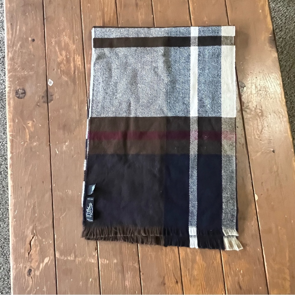 Rolando Bellagio grey scarf Cashmere Silk Wool Blend Made in Italy.